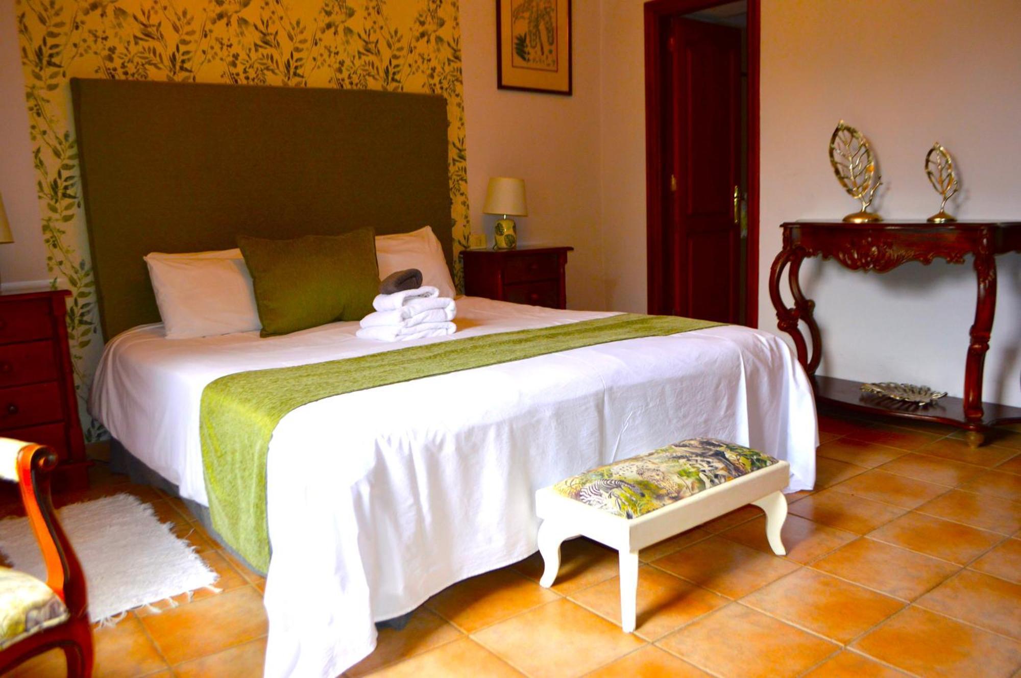 Bed and Breakfast Ziggys Mountain Retreat (Adults Only) Вилафлор Номер фото